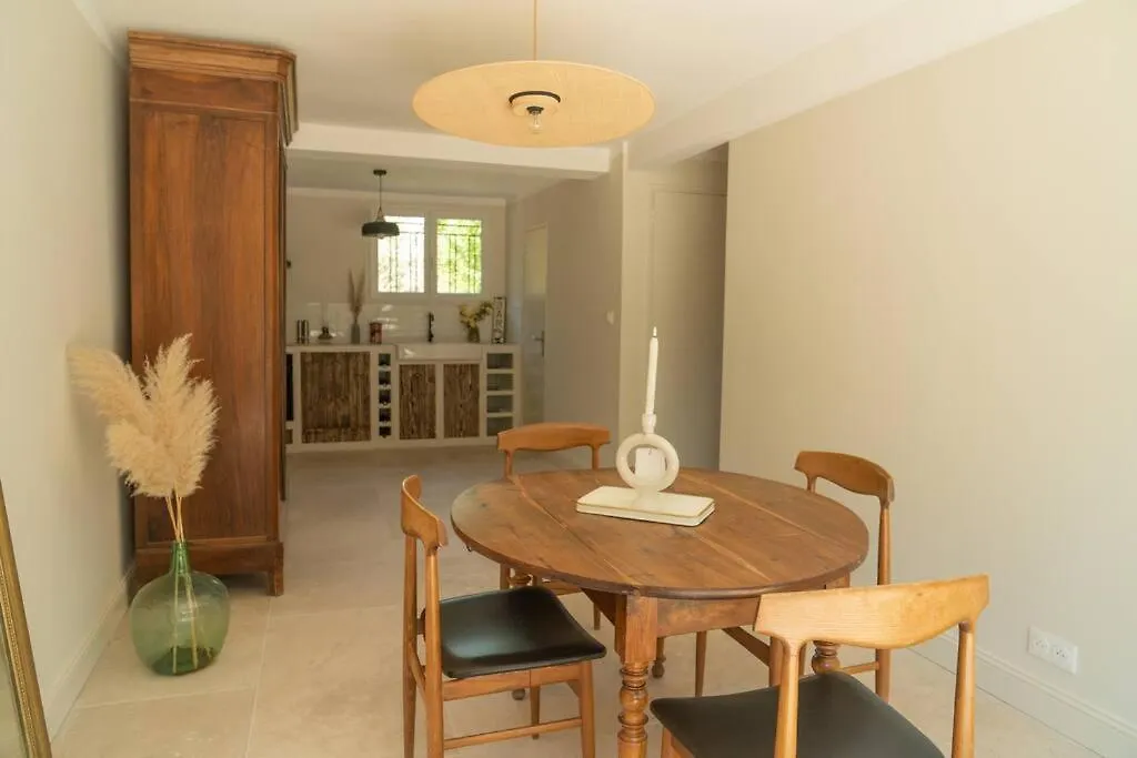 Holiday home Maison De Campagne Lumineuse Orange  France